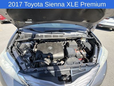 2017 Toyota Sienna XLE Premium 7 Passenger
