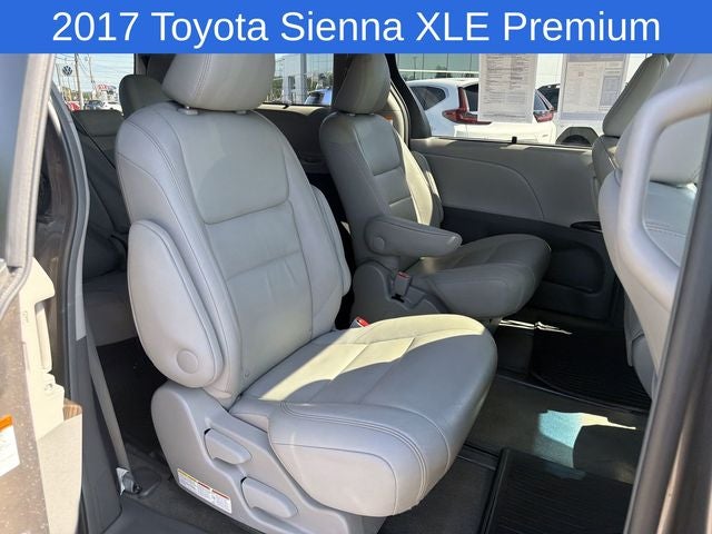 2017 Toyota Sienna XLE Premium 7 Passenger
