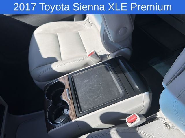 2017 Toyota Sienna XLE Premium 7 Passenger