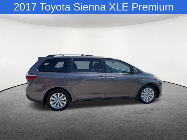 2017 Toyota Sienna XLE Premium 7 Passenger