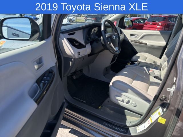 2019 Toyota Sienna XLE 7 Passenger