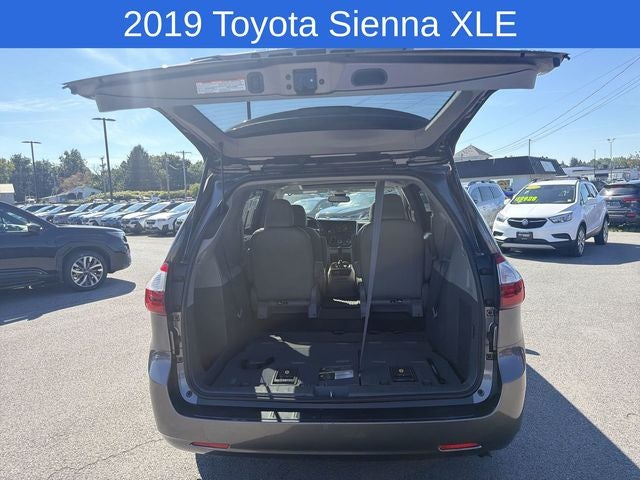 2019 Toyota Sienna XLE 7 Passenger