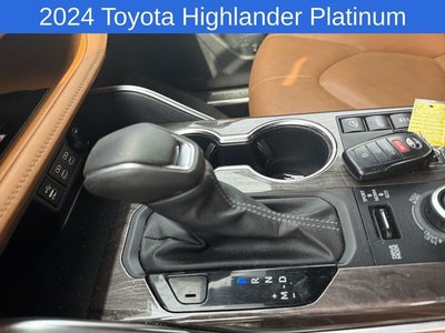2024 Toyota Highlander Platinum