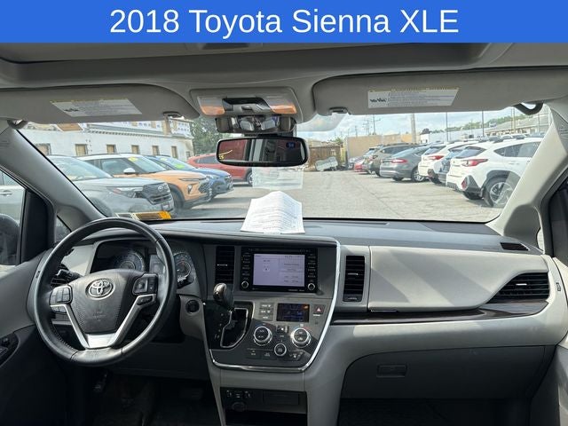 2018 Toyota Sienna XLE 8 Passenger