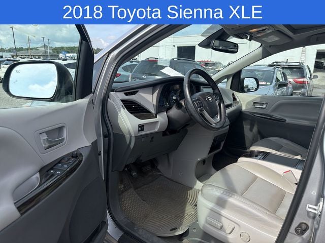 2018 Toyota Sienna XLE 8 Passenger