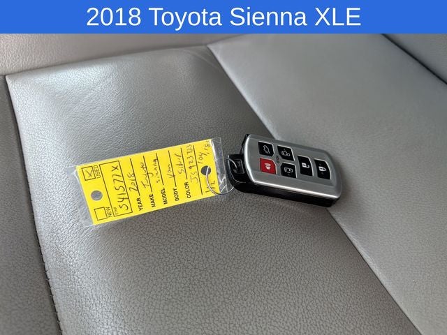 2018 Toyota Sienna XLE 8 Passenger