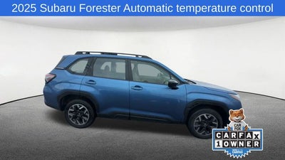 2025 Subaru Forester Base