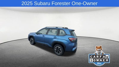 2025 Subaru Forester Base