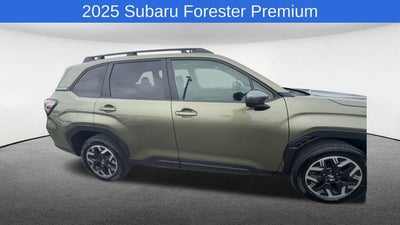 2025 Subaru Forester Premium
