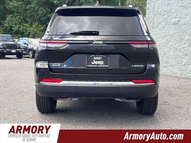 2027 Jeep Grand Cherokee Laredo X