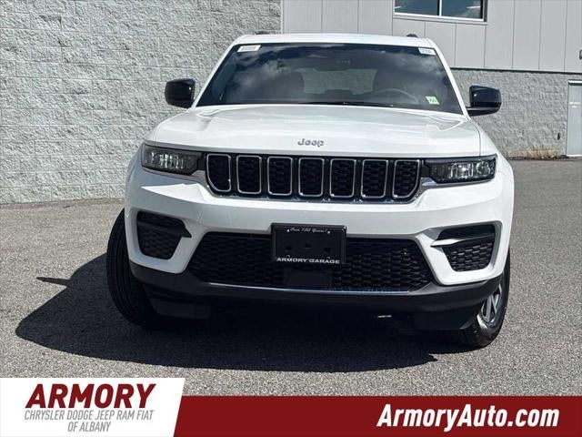 2027 Jeep Grand Cherokee Laredo X