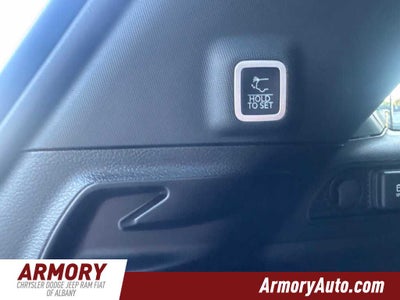 2027 Jeep Grand Cherokee Laredo Altitude