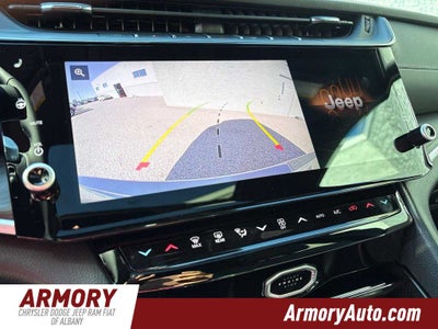 2027 Jeep Grand Cherokee Laredo Altitude