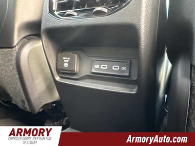 2027 Jeep Grand Cherokee Laredo Altitude