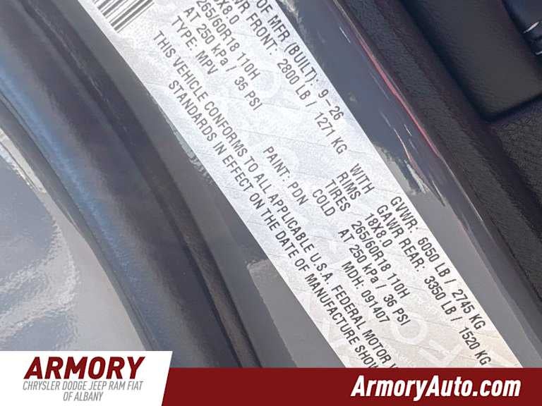 2027 Jeep Grand Cherokee Laredo Altitude