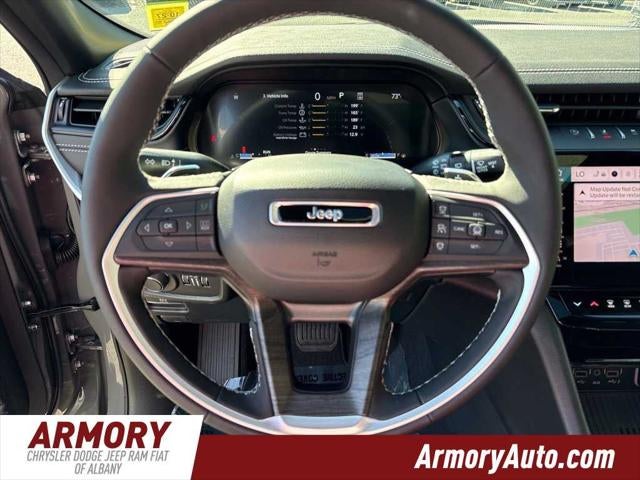 2027 Jeep Grand Cherokee Laredo Altitude