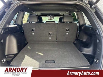 2027 Jeep Grand Cherokee Laredo Altitude