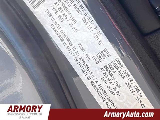 2027 Jeep Grand Cherokee Laredo Altitude