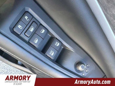 2027 Jeep Grand Cherokee Laredo Altitude