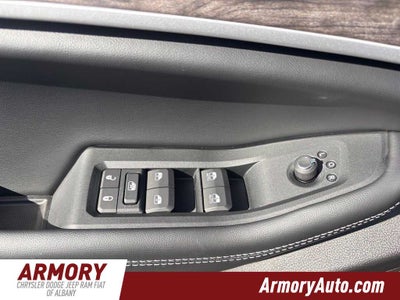 2027 Jeep Grand Cherokee Laredo Altitude