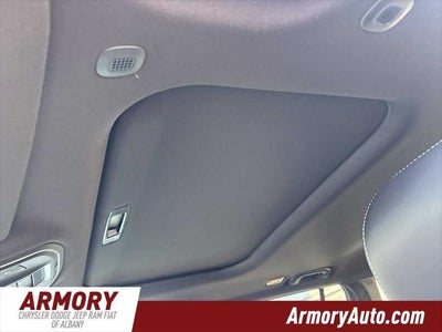 2027 Jeep Grand Cherokee Laredo Altitude
