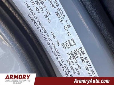 2027 Jeep Grand Cherokee Laredo Altitude
