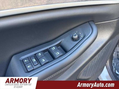 2027 Jeep Grand Cherokee Laredo Altitude