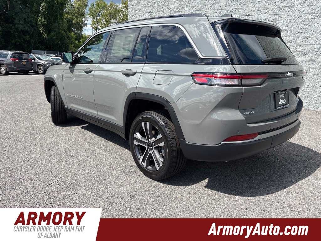 2027 Jeep Grand Cherokee Limited