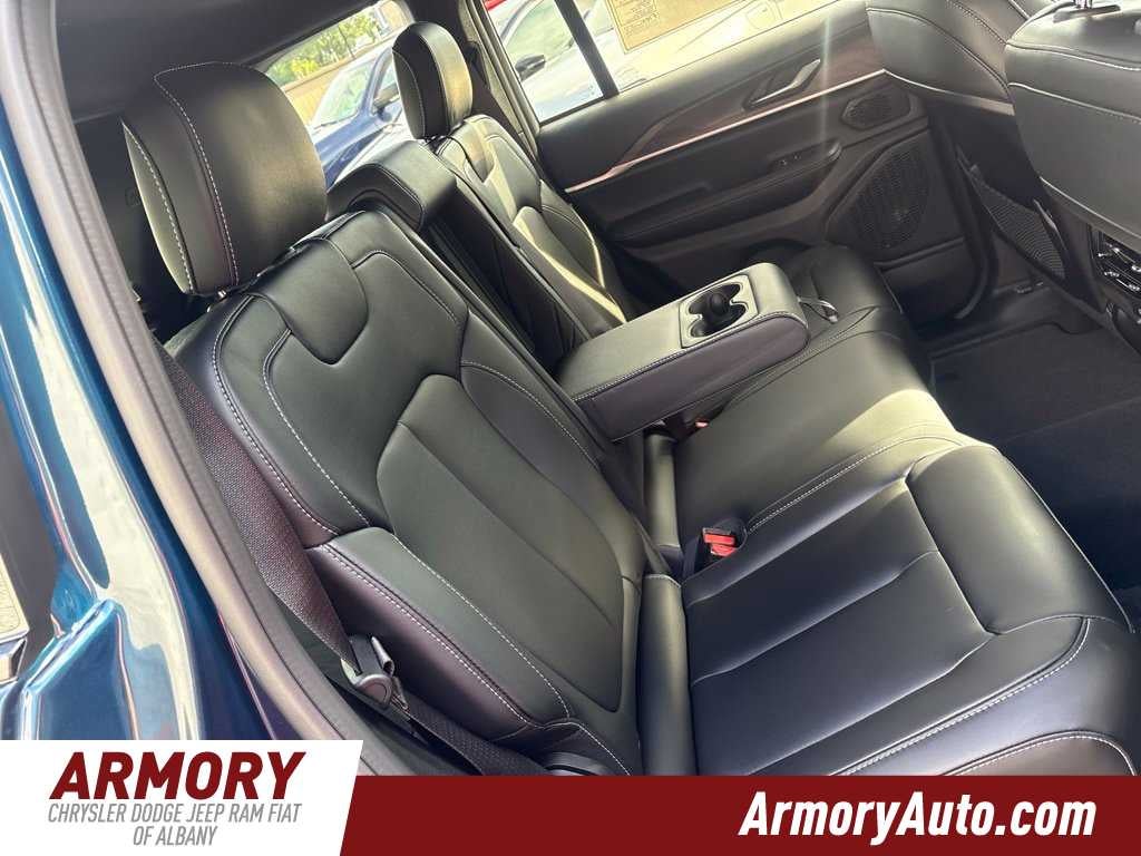 2027 Jeep Grand Cherokee Limited