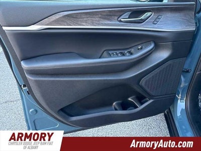2027 Jeep Grand Cherokee Limited