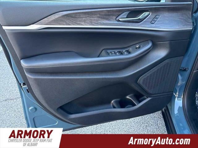 2027 Jeep Grand Cherokee Limited
