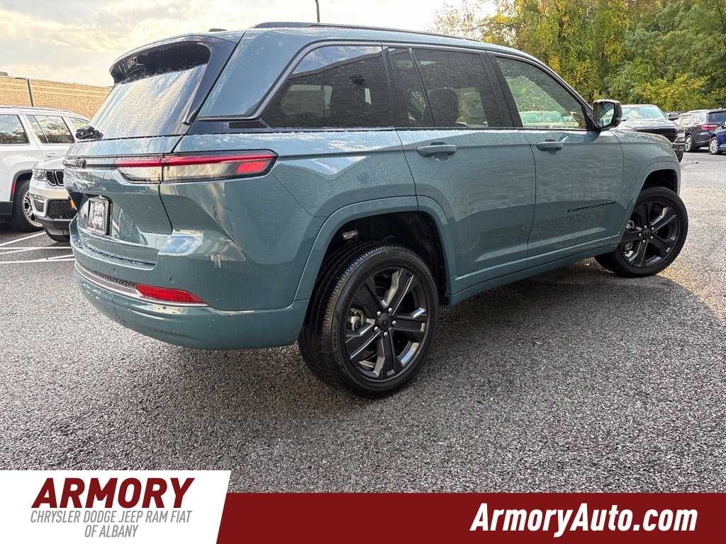 2027 Jeep Grand Cherokee Limited Reserve