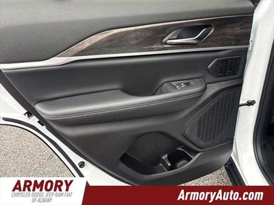 2027 Jeep Grand Cherokee Limited