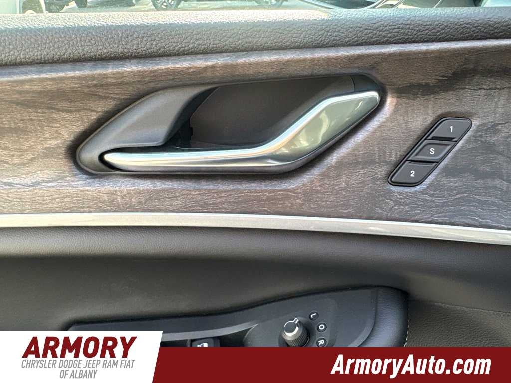2027 Jeep Grand Cherokee Limited