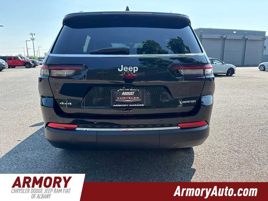 2026 Jeep Grand Cherokee Laredo X
