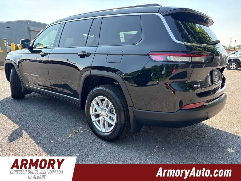 2026 Jeep Grand Cherokee Laredo X