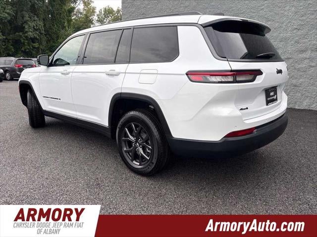 2027 Jeep Grand Cherokee L Laredo Altitude