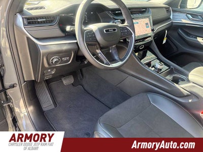 2027 Jeep Grand Cherokee L Laredo Altitude