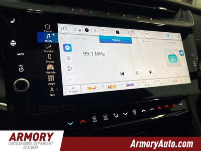 2027 Jeep Grand Cherokee Laredo Altitude