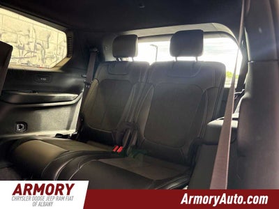 2027 Jeep Grand Cherokee Laredo Altitude