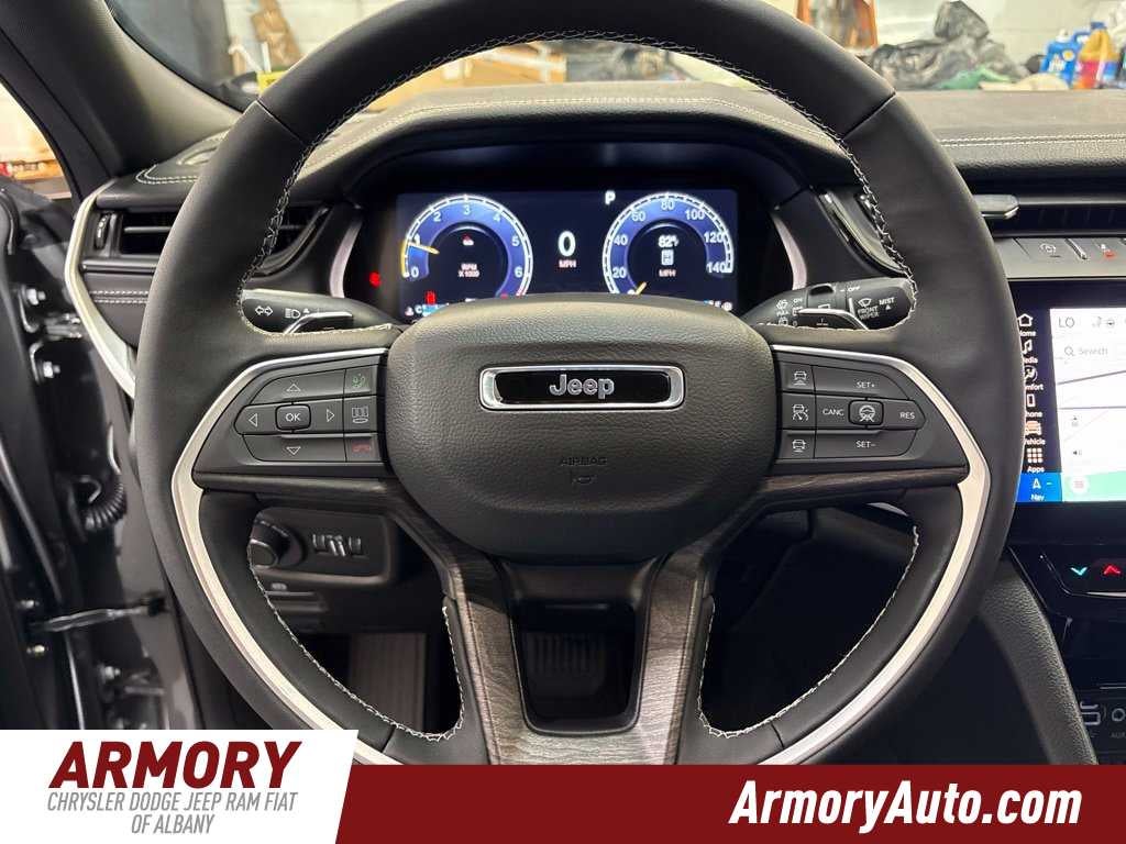 2027 Jeep Grand Cherokee L Laredo Altitude