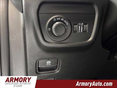 2027 Jeep Grand Cherokee L Laredo Altitude