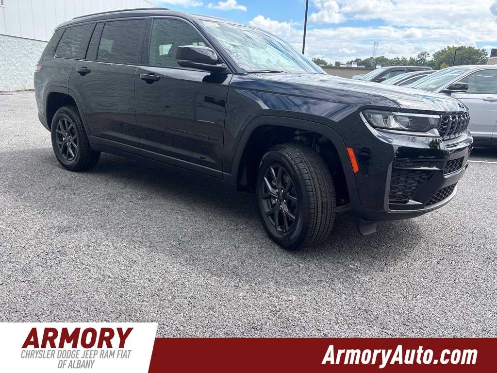 2027 Jeep Grand Cherokee L Laredo Altitude
