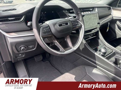 2027 Jeep Grand Cherokee L Laredo Altitude