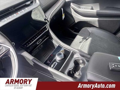 2027 Jeep Grand Cherokee L Laredo Altitude