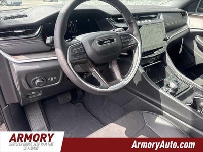 2027 Jeep Grand Cherokee L Laredo Altitude