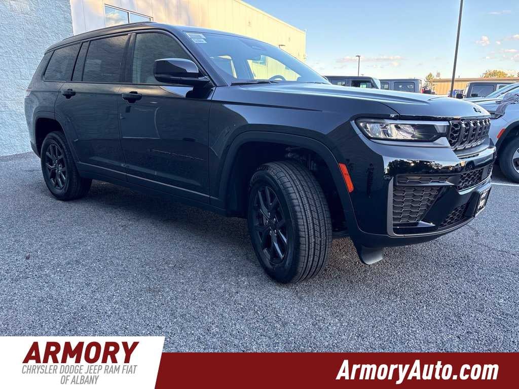 2027 Jeep Grand Cherokee L Laredo Altitude