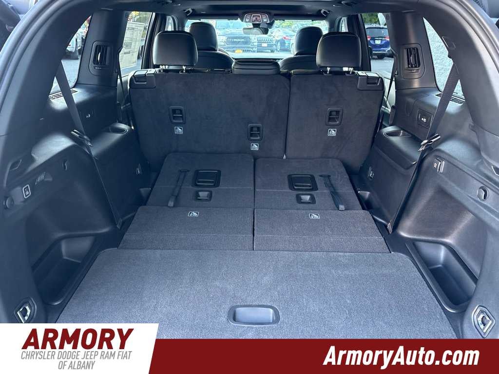 2027 Jeep Grand Cherokee L Laredo Altitude