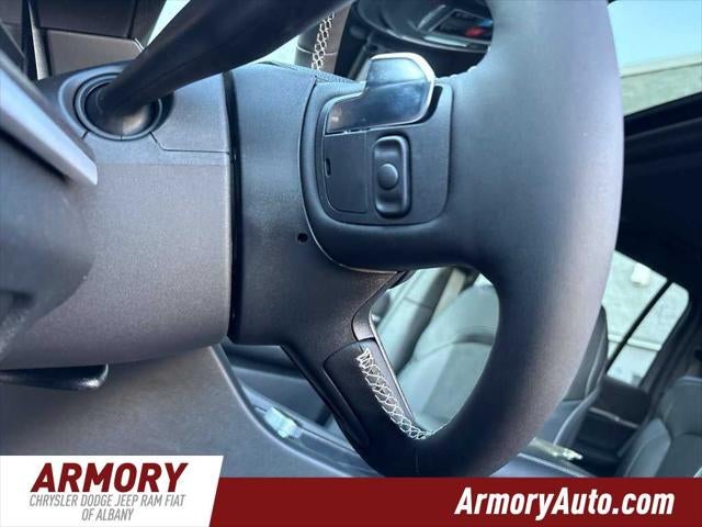 2027 Jeep Grand Cherokee L Laredo Altitude