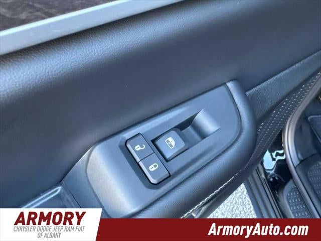 2027 Jeep Grand Cherokee L Laredo Altitude